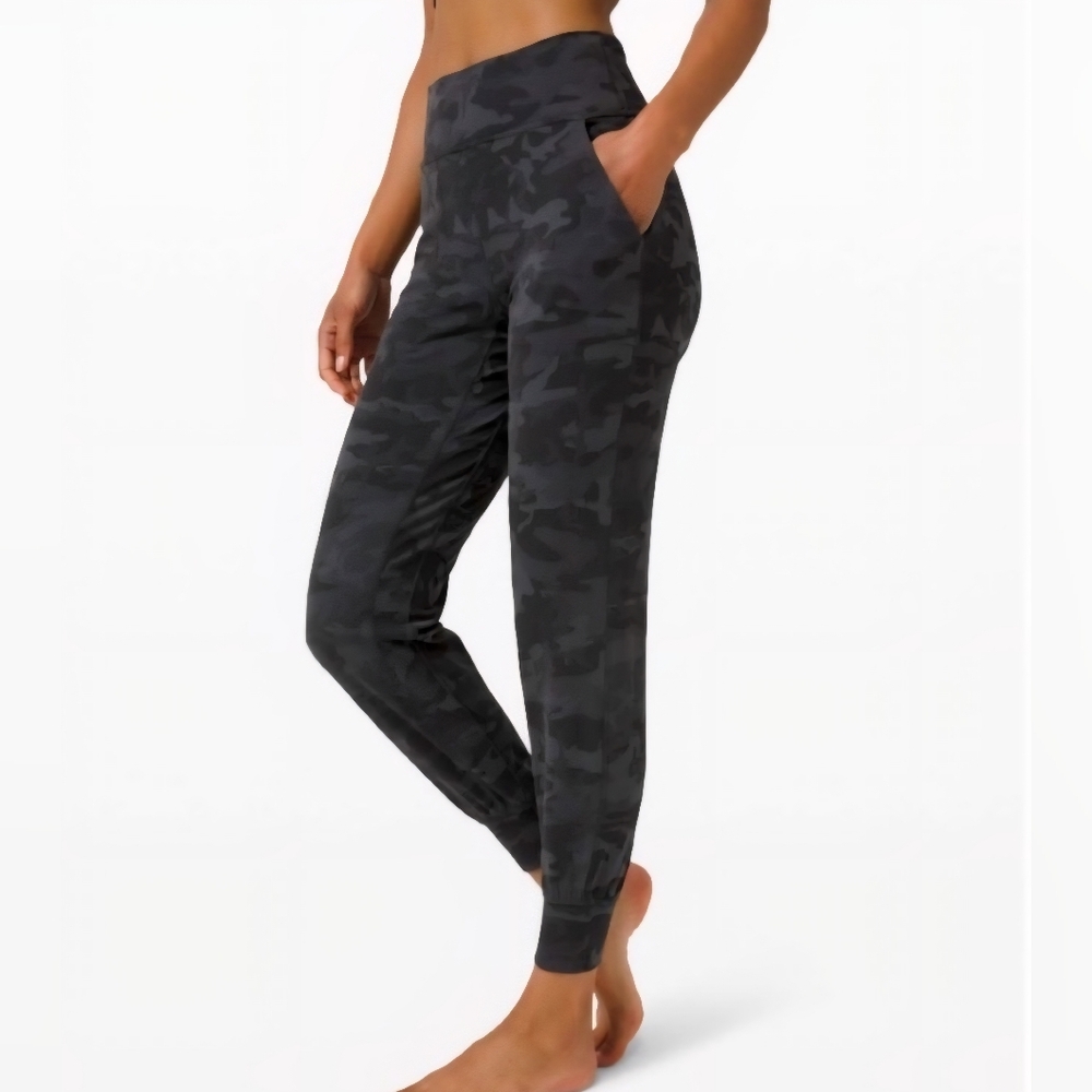 Lululemon Camo Incognito Align Black Gray Front Pockets Joggers Track Pants Sz 2
